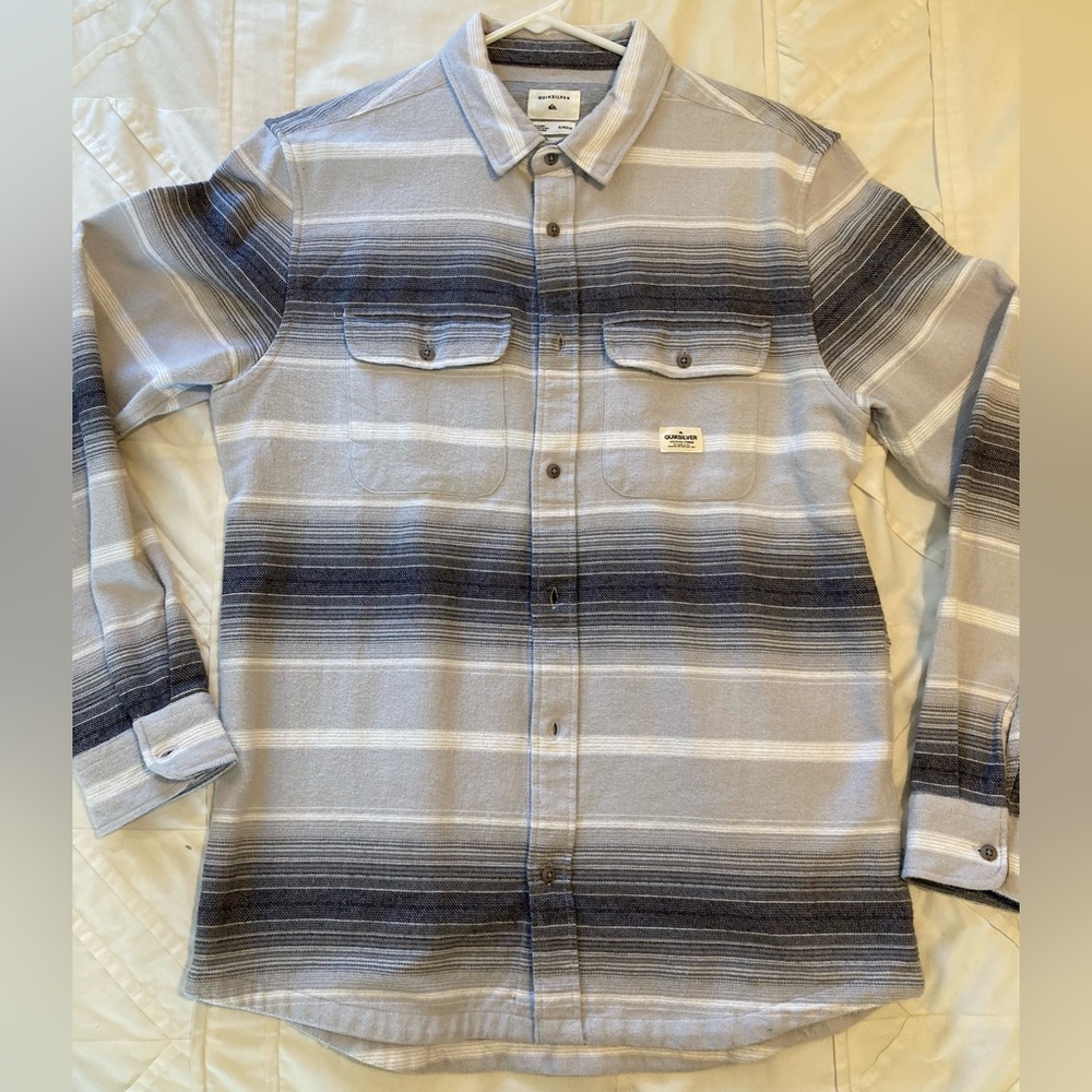 Quiksilver Kanagawa Long Sleeve Flannel Shirt Men's SMALL Color: Microchip